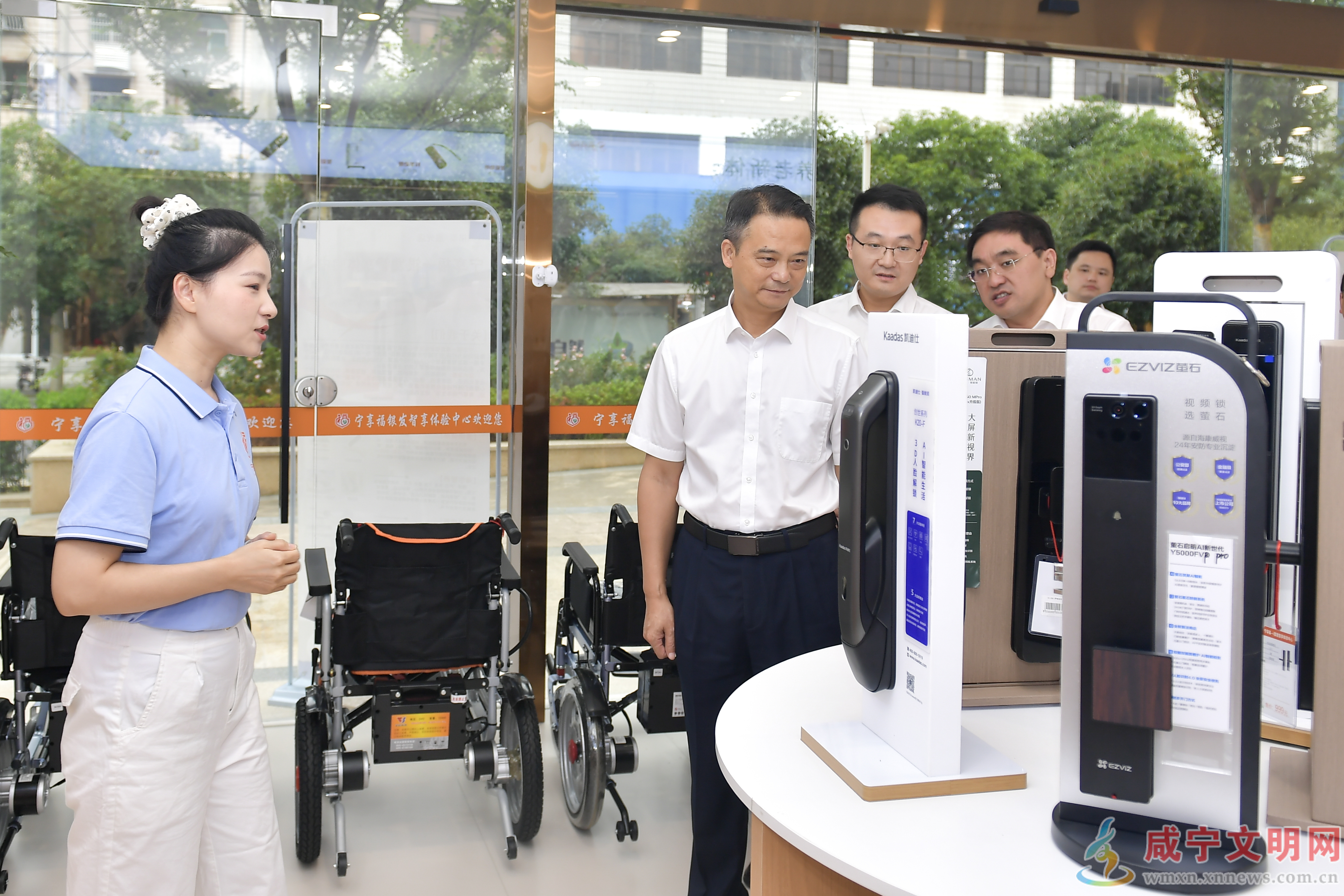 周锋调研省十大民生项目和幸福咸宁行动有关工作推进落实情况 扎实办好民生实事 努力建设幸福咸宁 不断增强人民群众获得感幸福感安全感