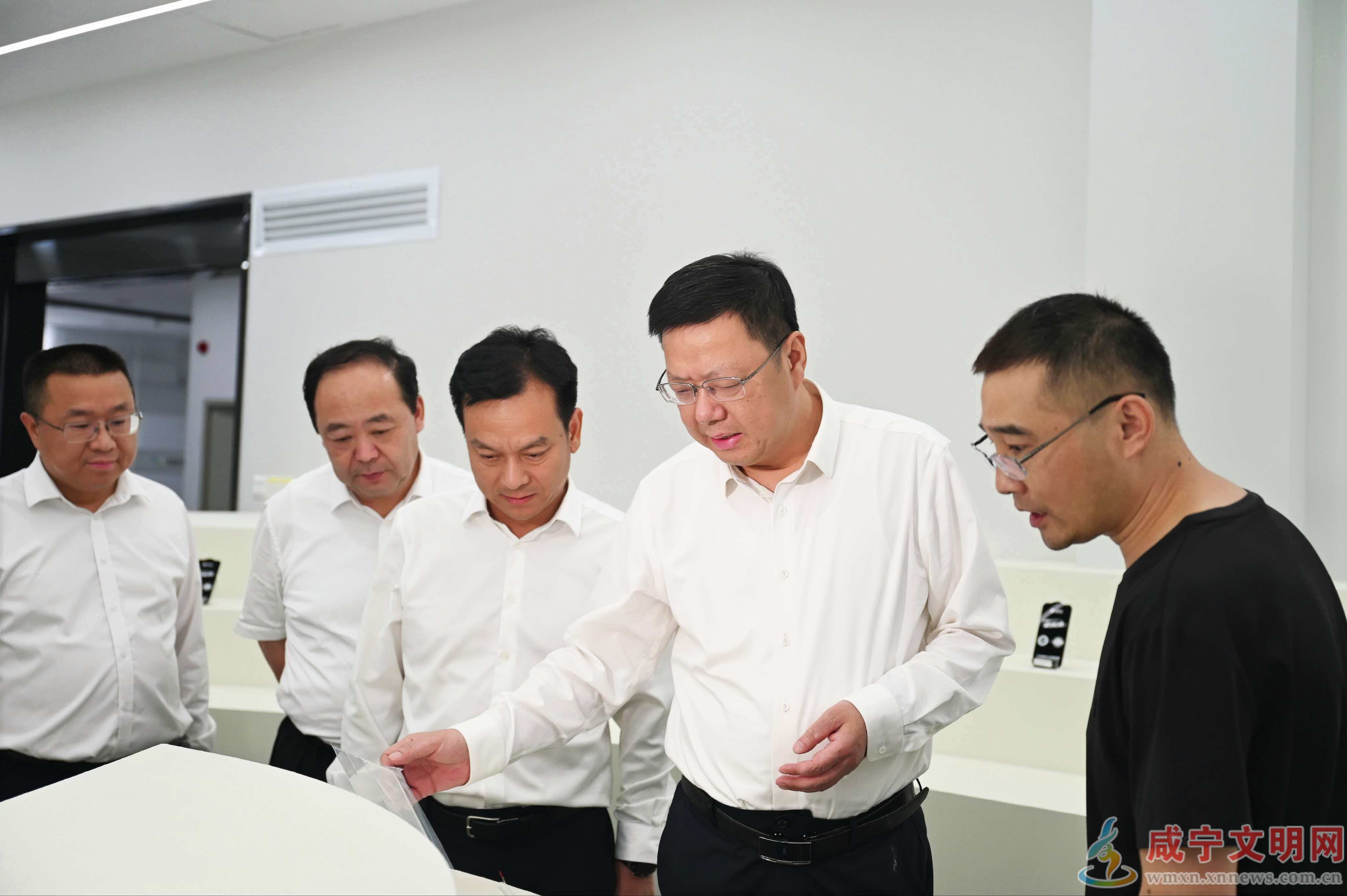 杨军在赤壁调研项目建设时要求  以改革创新为根本动力 塑造县域经济发展新优势